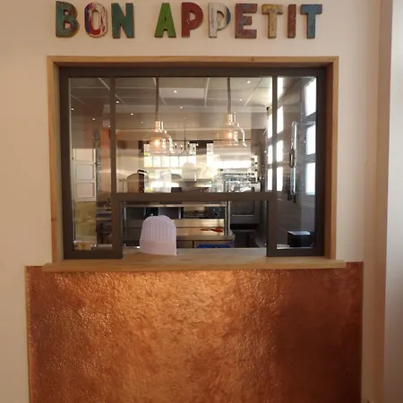 Otel Come Inn Neufchâtel-en-Bray
