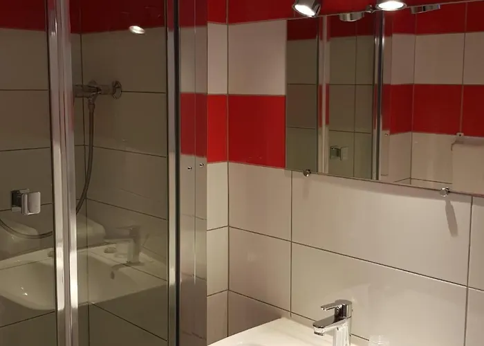 Come Inn 2* Neufchatel-en-Bray